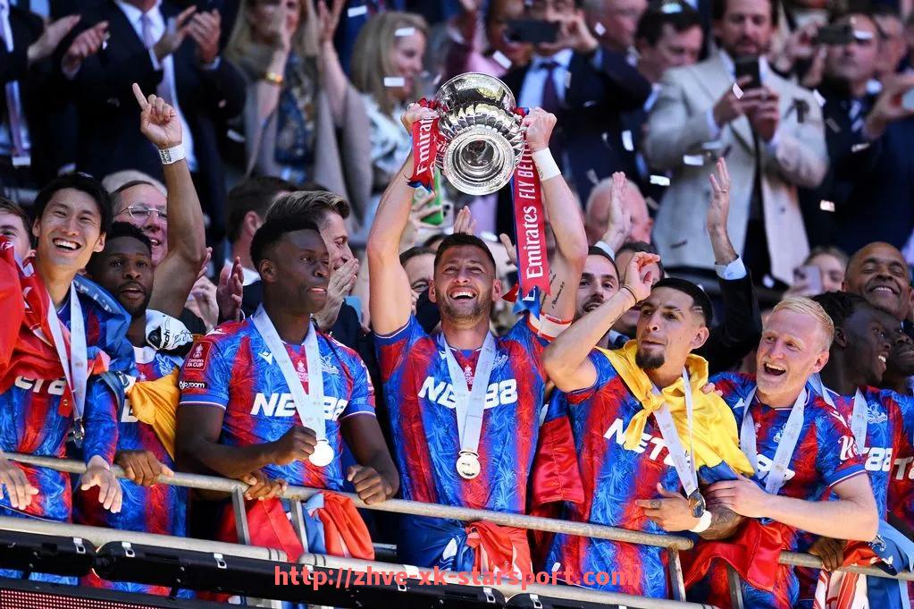 星空体育-中超联赛金元风暴:中超金元足球时代的商业化与影响分析